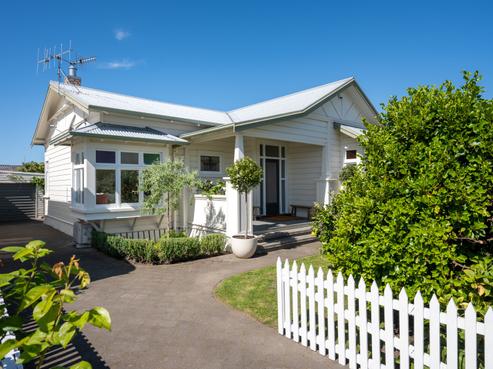 19 Vigor Brown Street, Napier South