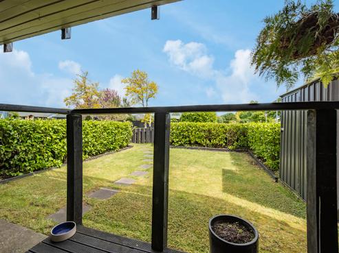 1/98 Burns Street, Leamington