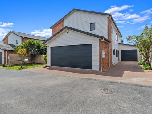 43 Tiri Tiri Road, Birkdale