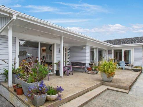 86 West View Crescent, Onerahi