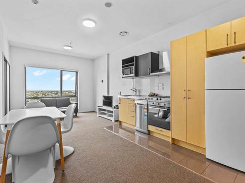 1112/17 Putney Way, Manukau