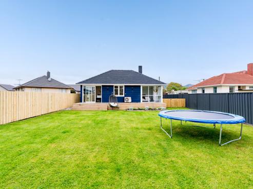 53 Stirling Crescent, Mosgiel