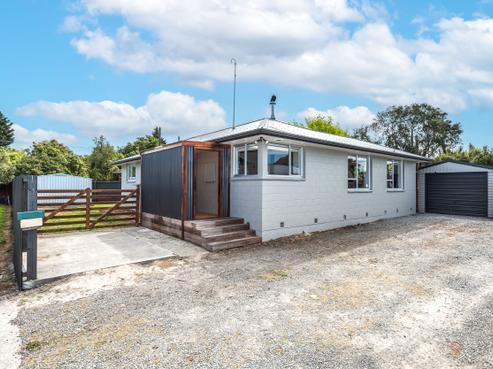 52 Woodend Road, Woodend