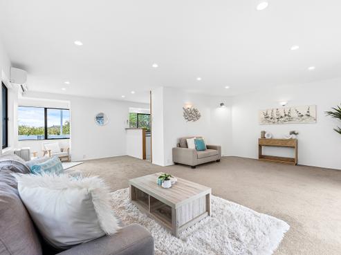 18 Lanham Lane, Massey