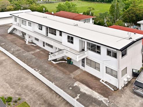 355 Saint Aubyn Street, Moturoa