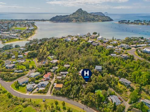 24 Gallagher Drive, Tairua