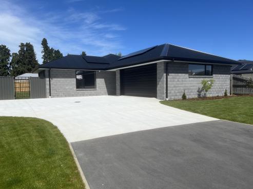 30 Geoff Geering Drive, Elgin