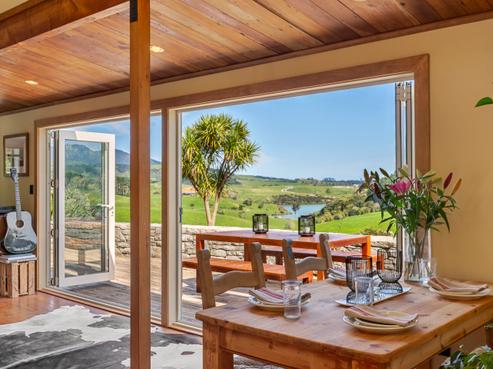 4173 State Highway 23, Raglan