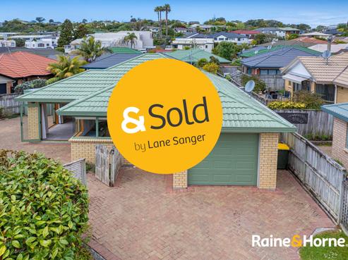 12 Red Hibiscus Road, Stanmore Bay