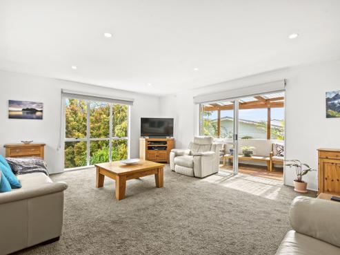 22 Gails Drive, Okura