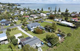 16 Hihi Beach Road, Hihi