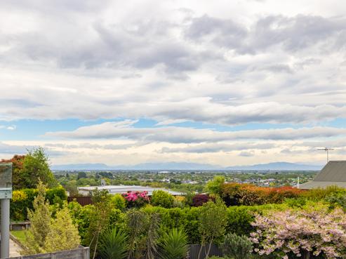 12B Huntsbury Avenue, Huntsbury