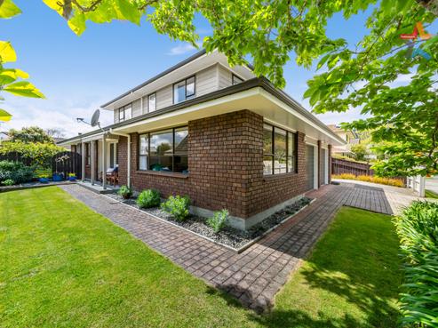 25 Waddington Drive, Naenae