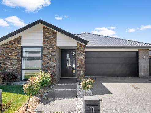 11 Zinnia Way, Hornby