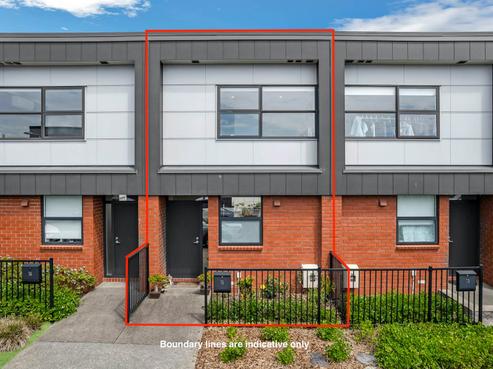 16 Whimbrel Road, Flat Bush
