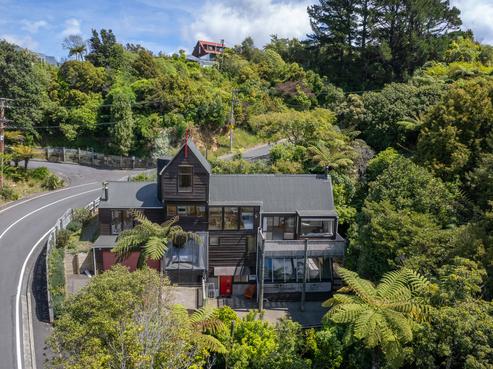 56 Pomare Road, Tirohanga