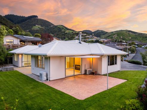 7 Farleigh Street, Atawhai