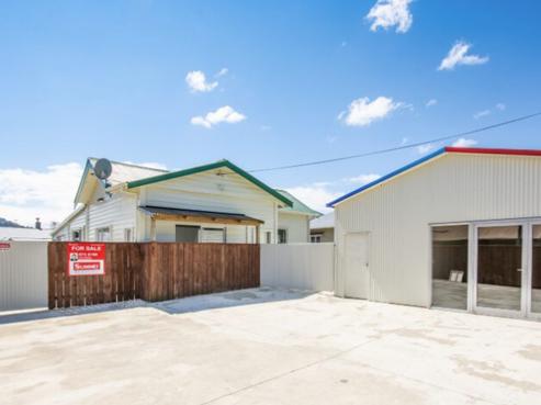 61 Broadway, Picton