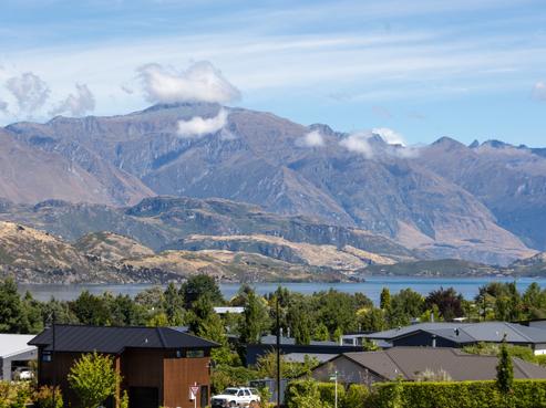 17 Whio Crescent, Wanaka
