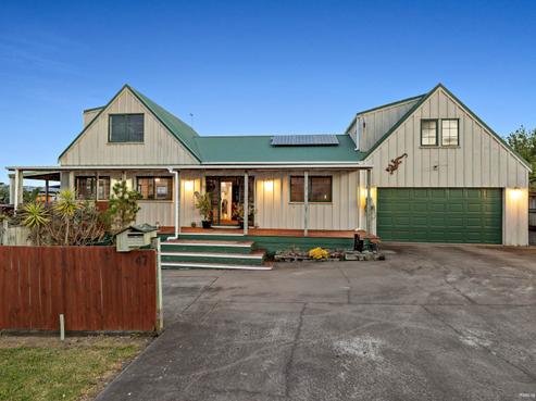 47 Clarks Beach Road, Clarks Beach