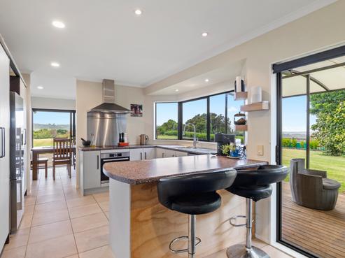 402D Awhitu Central Road, Awhitu
