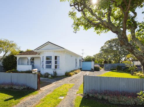 3 Haldane Street, Elgin