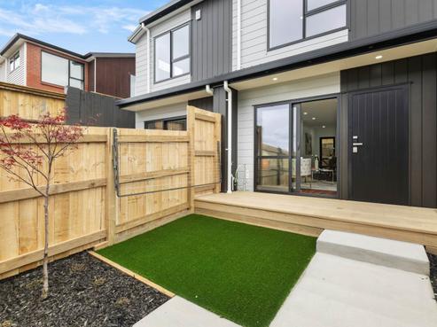 6/57 Halsey Drive, Lynfield