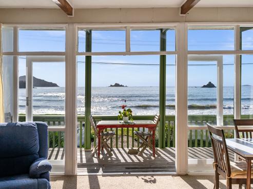 165 Oakura Road, Oakura Coast
