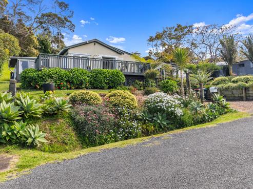 11 Beresford Avenue, Surfdale