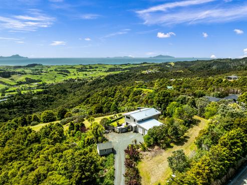 275 Massey Road, Waipu
