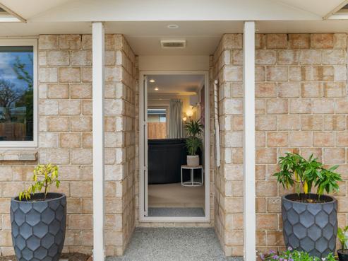 5A North Street, Redwoodtown