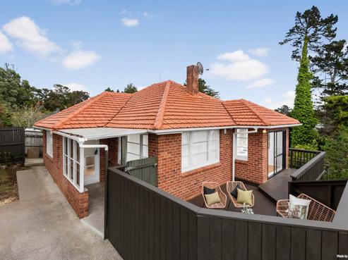 213 Titirangi Road, Titirangi