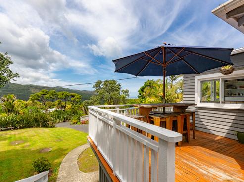 22 Tasman View Road, Bethells Beach