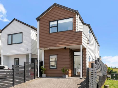 2 Mata Lane, Stanmore Bay