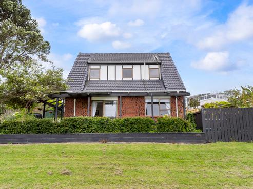 33B Birman Close, Half Moon Bay
