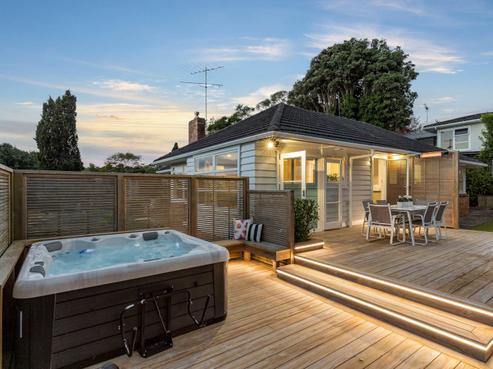 8 Tilden Avenue, Hillcrest