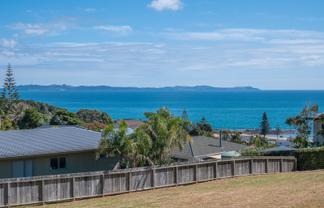 41 Dudley Crescent, Cable Bay