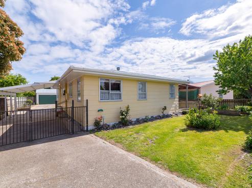 5 Baillie Crescent, Carterton