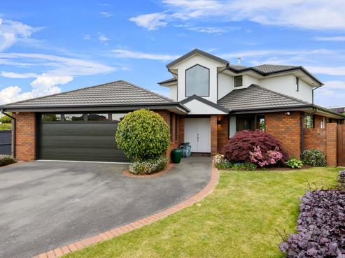 8 Caroline Way, Northwood