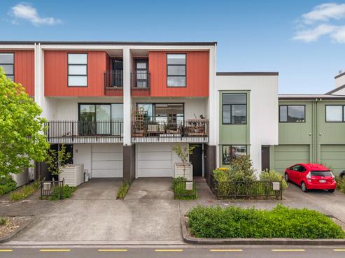 7 Bonnette Road, Flat Bush