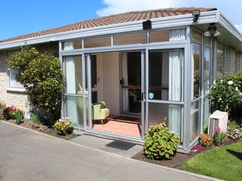 7 Roxburgh Street, Glenwood