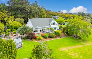 37 Scott Road, Stanmore Bay