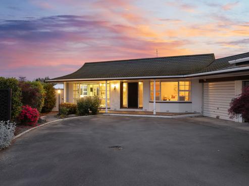 2/48 Main North Road, Papanui