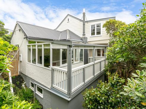 52 Totara Road, Miramar