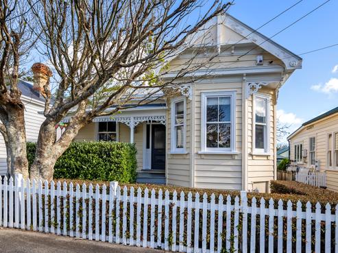 18 Burnley Terrace, Mount Eden