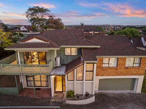 10 Venus Place, Half Moon Bay