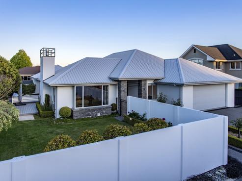 4 Rivers Edge, Northwood