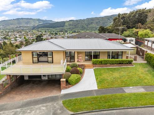 7 King Charles Drive, Kingsley Heights