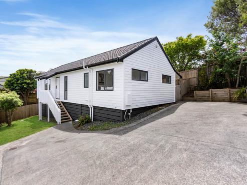 898A East Coast Road, Northcross