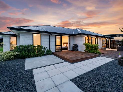 12 Peregrine Crescent, Rolleston
